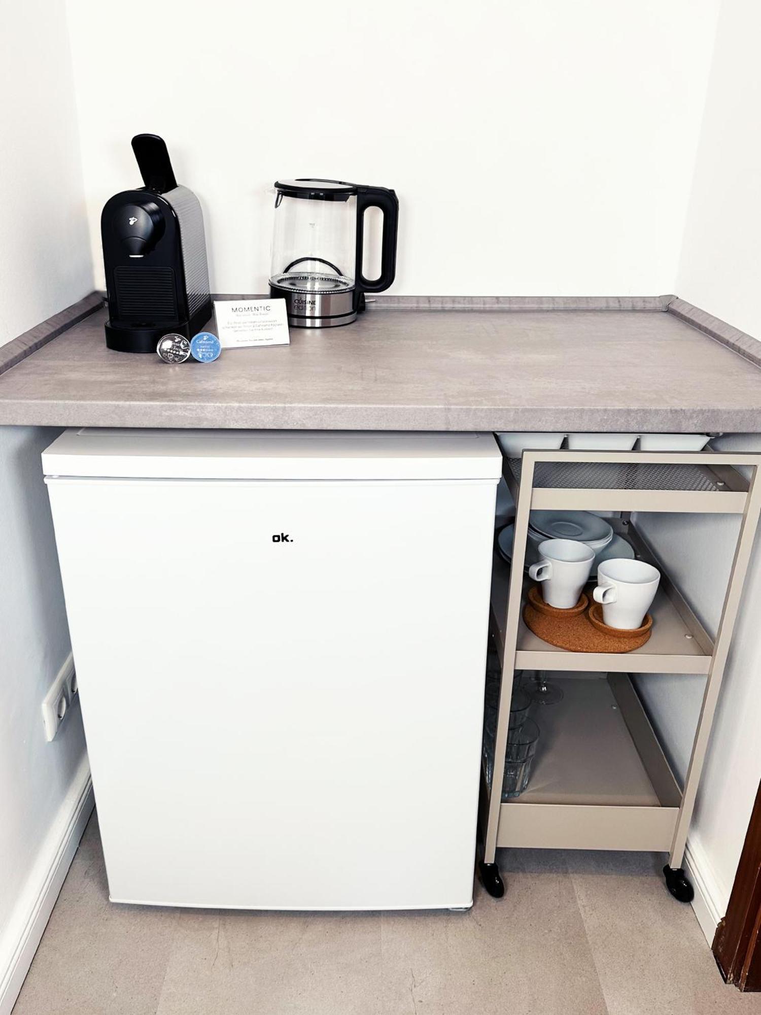 Preiswertes Mini-Appartement Ideal Fuer Eine Nacht 沙博伊茨 外观 照片